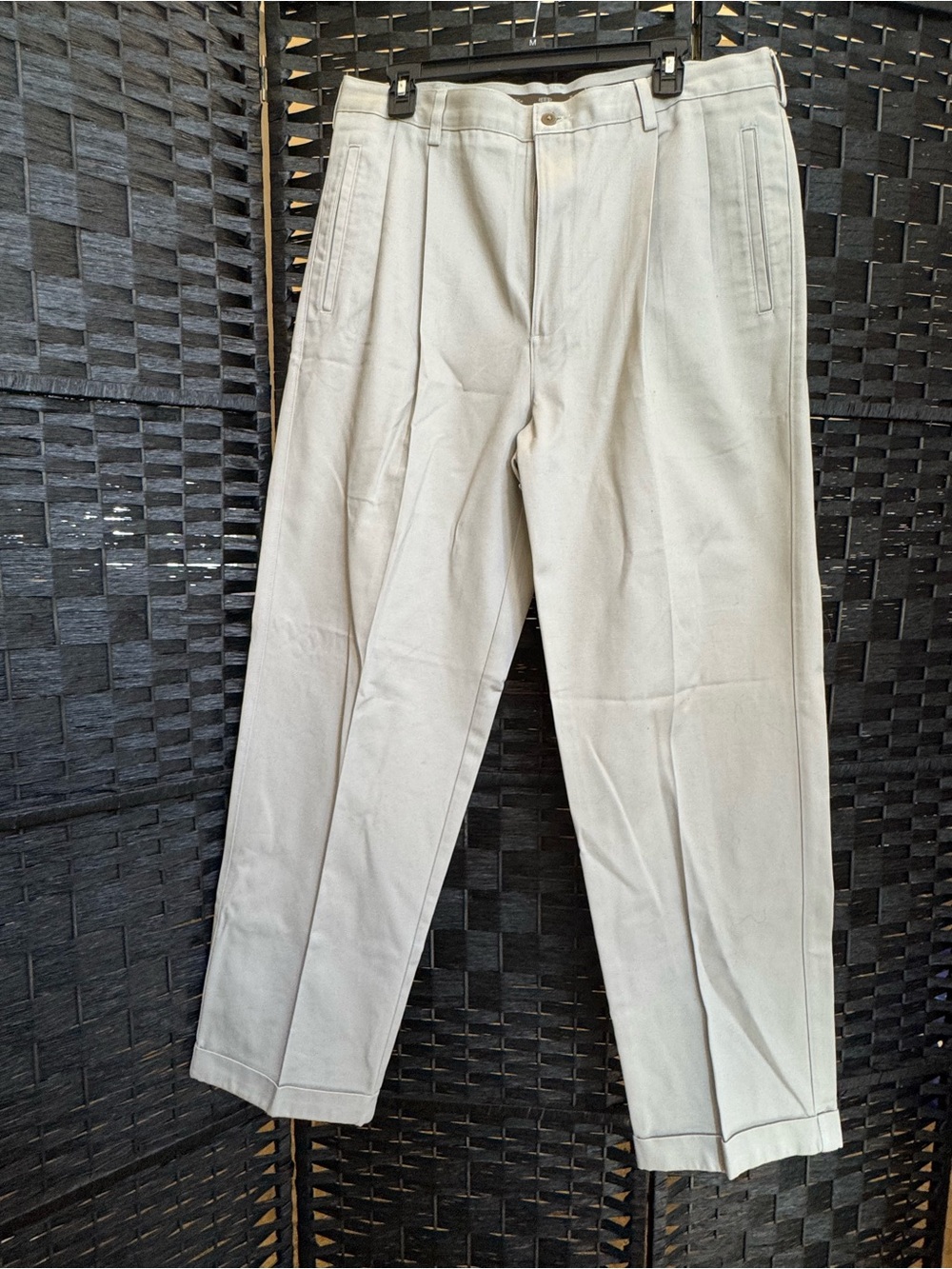 Savane Classic Men's Cream Pleated Trousers
